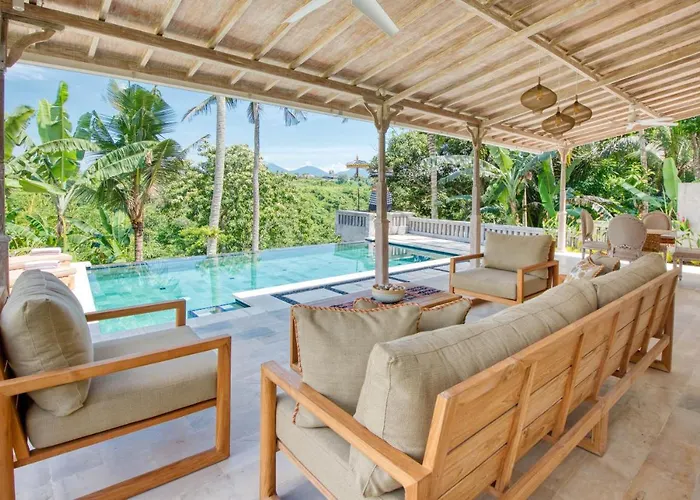 Villa Quiet Luxury Paradise Fab Staff Lebah