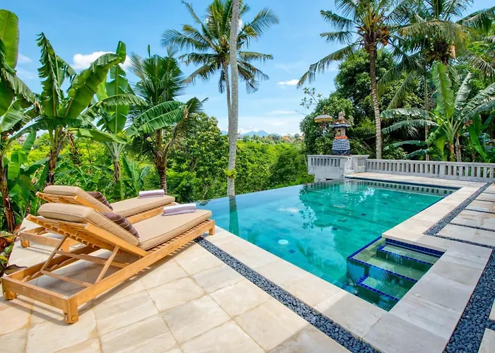 Villa Quiet Luxury Paradise Fab Staff Lebah *