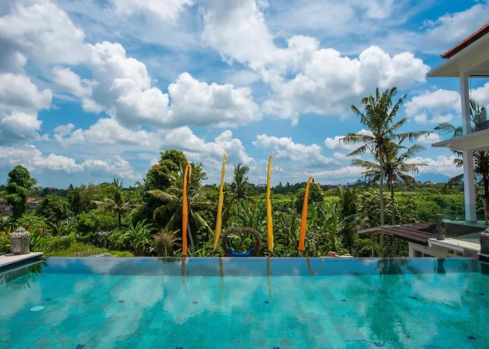 Villa Quiet Luxury Paradise Fab Staff Lebah