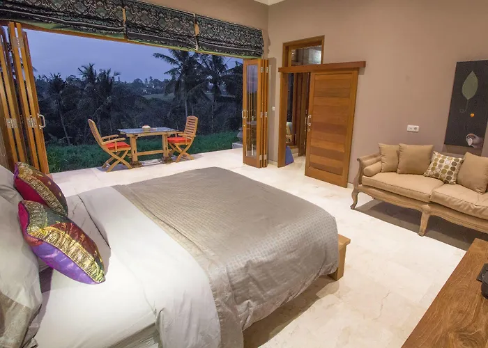 Quiet Luxury Paradise Fab Staff Lebah Ubud