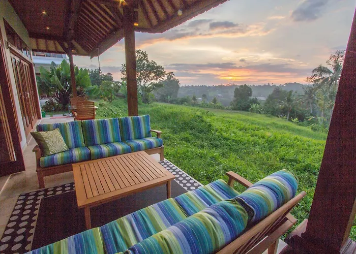 Quiet Luxury Paradise Fab Staff Lebah Villa Ubud
